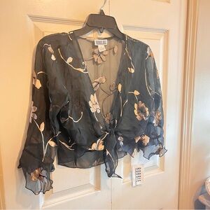 Robbie Bee Black Sheer Floral Tie-Front Top – Size 6 (NWT)